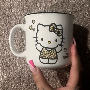 Hello Kitty Leopard Mug